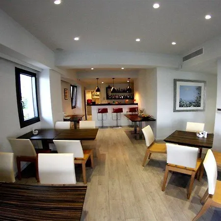 Aura Boutique 3* Lixúri