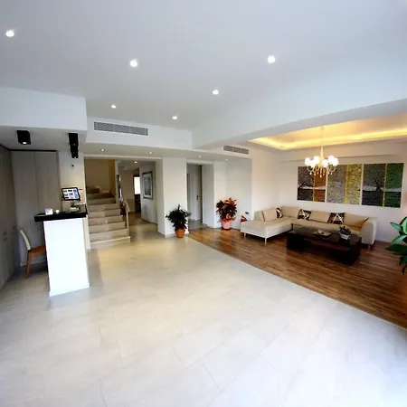 Aura Boutique Lixúri