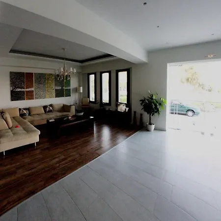 Aura Boutique 3*