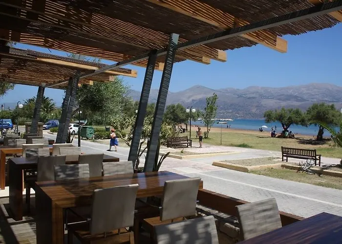 Aura Boutique Lixouri